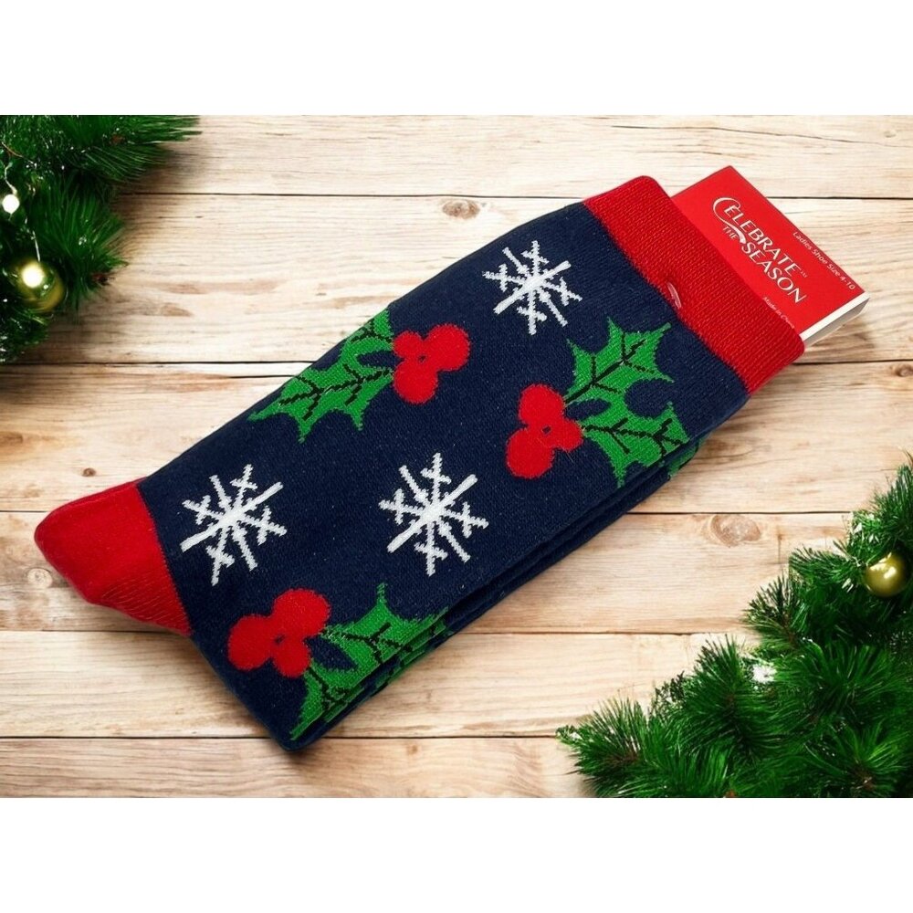 Snowflake Holly Christmas Socks Womens 4-10 Celebrate The Season Holiday Blue